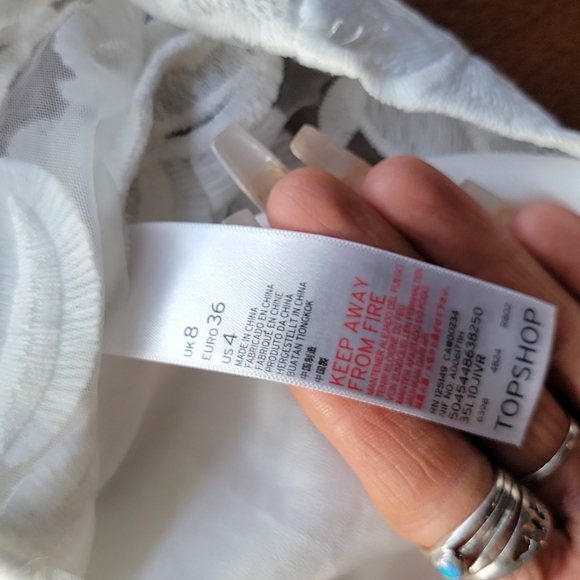 Topshop Longsleeve White Floral Applique Mini Dress - Picture 7 of 10